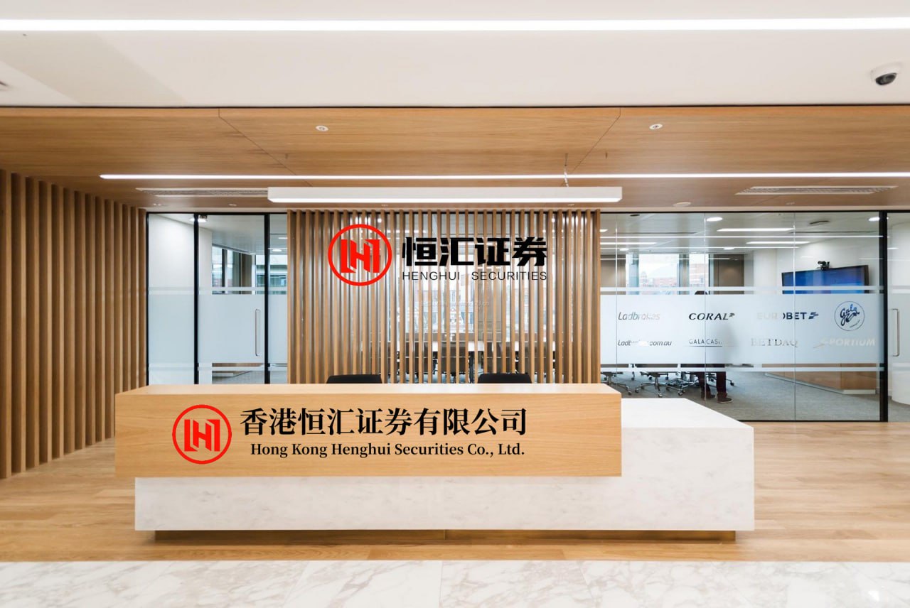 易富配资 高通推出第五代骁龙8至尊版移动平台  小米、vivo等手机品牌将搭载
